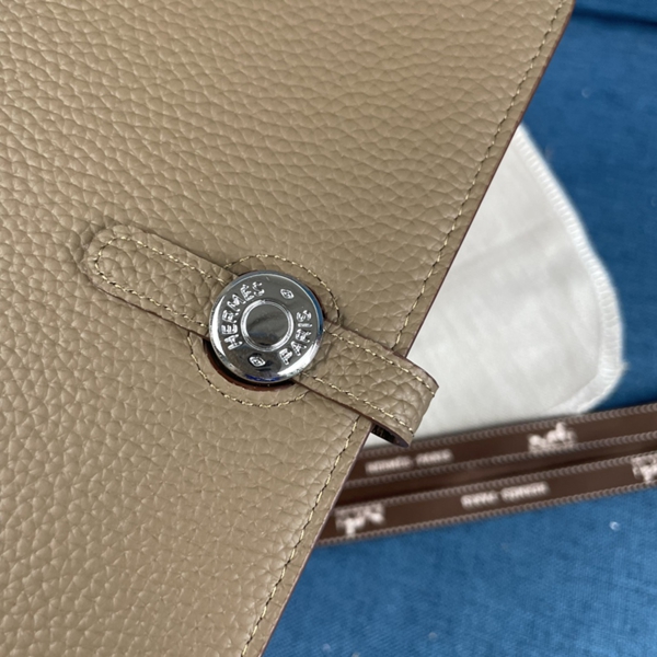 エルメス財布コピー内部構造